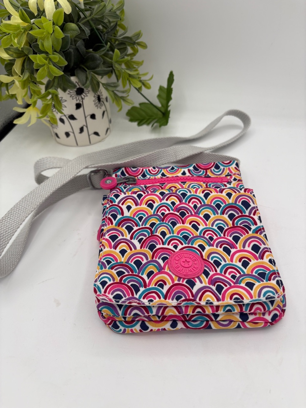 Kipling Crossbody Wallet Bag in Multicolor Wave Print